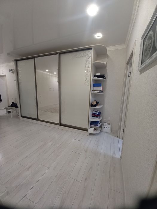 Продаётся 3х ком кв Саина 36б