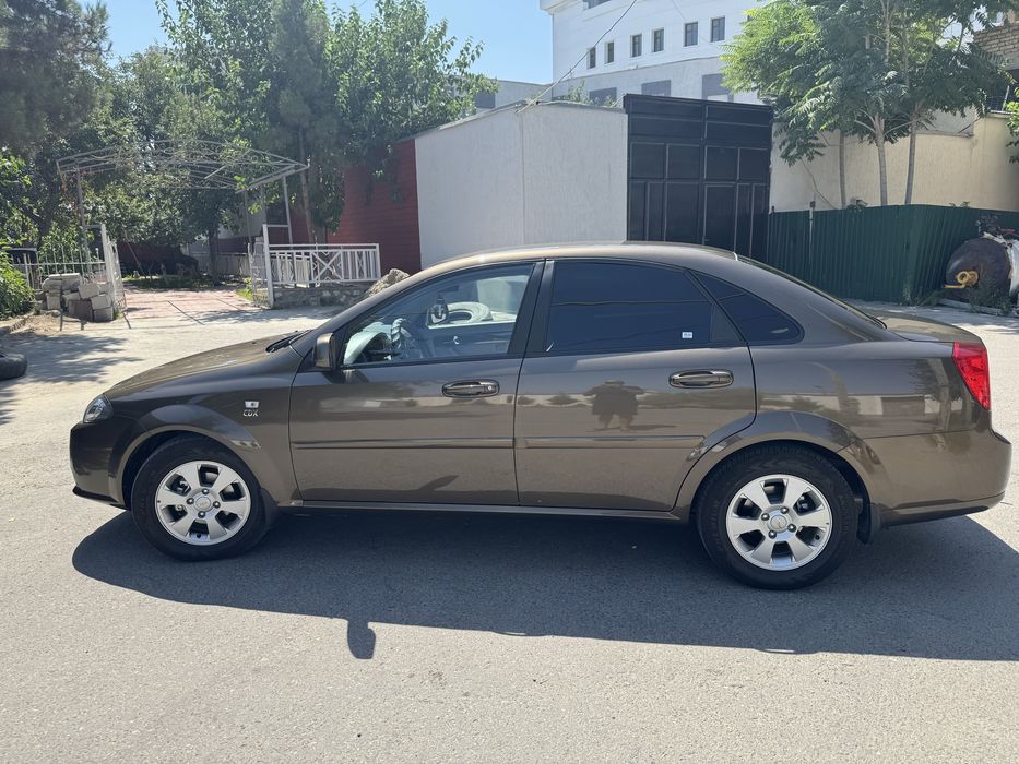 Chevrolet  Lacetti