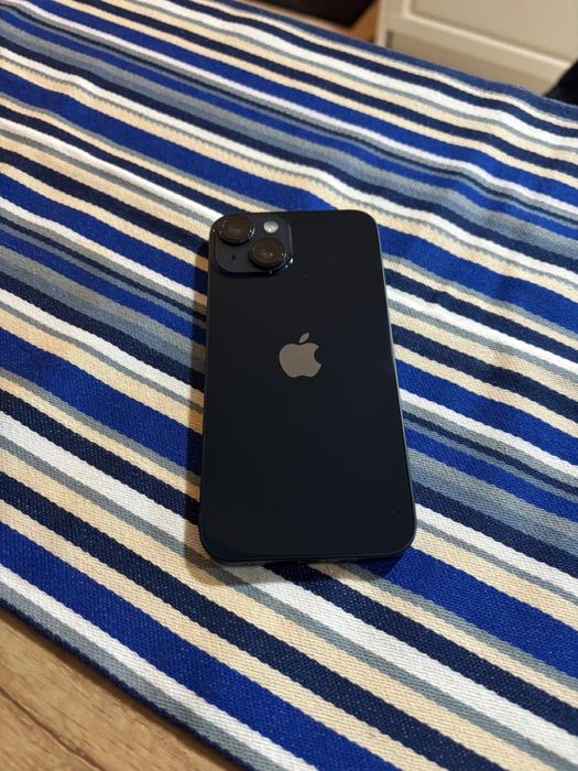 Iphone 14 + AirPods 3 + 2 huse apple