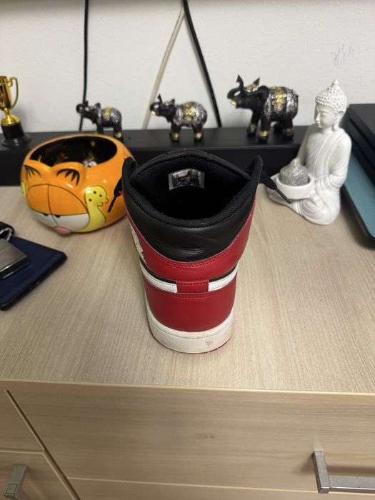 Air Jordan 1 Mid Gym Red