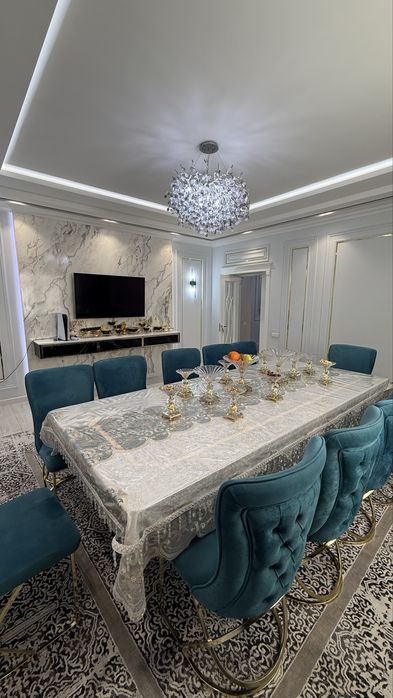 SERGELI da 2-sotix kotej , Yashash maydoni 200 kv