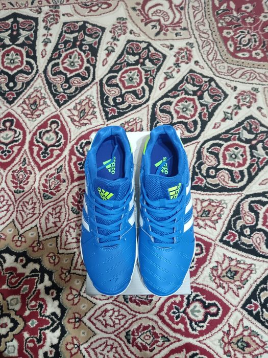 Футзальные кросовки Adidas Sala