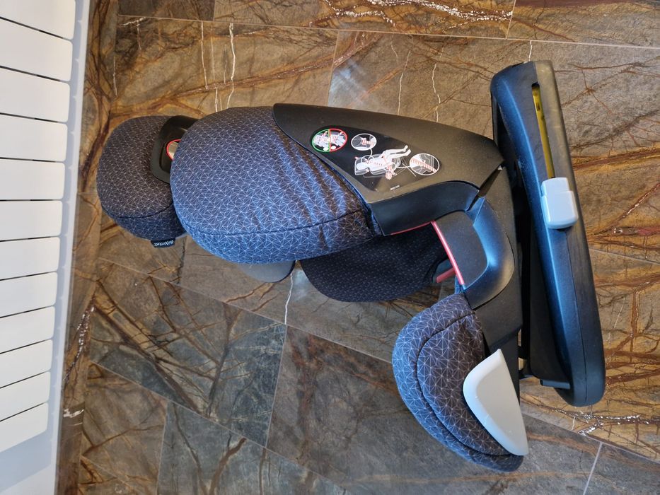 Scaun auto Maxi-Cosi Rodifix air protect 100 lei