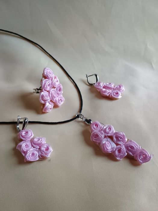 Комплект бижута колие пръстен обеци! Подарък за жени!