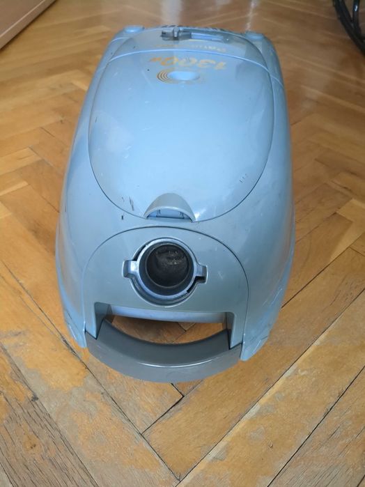 Прахосмукачка Panasonic MC-E775