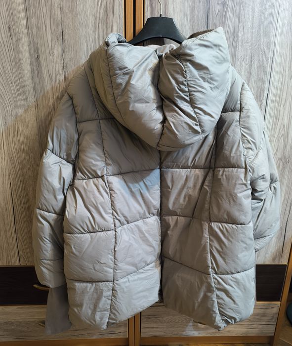 Зимно яке с плетени ръкави