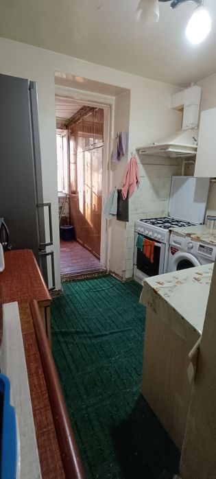 Продается квартира 3/2/5 кирпич на Чиланзаре 26 квартале