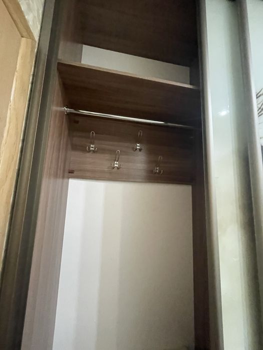 Продам шкаф большой