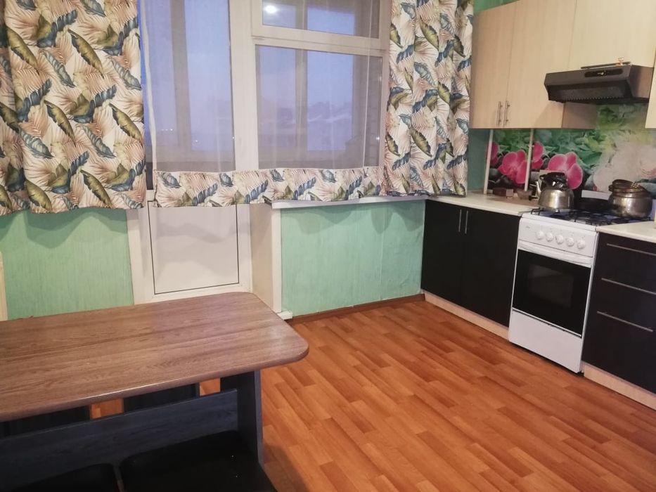 Сдам 3-ком квартиру  Бензострой