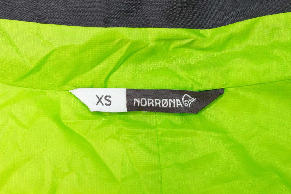 Norrona FALKETIND Primaloft 60 дамско яке за есен зелено XS