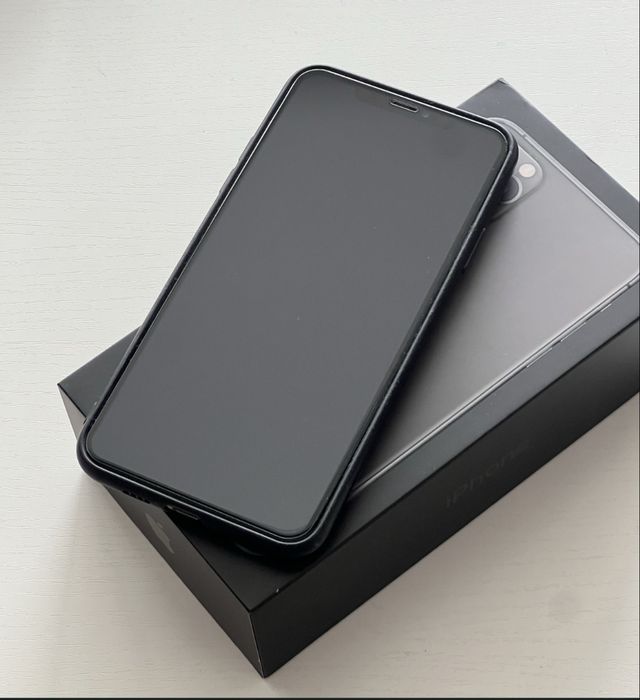 Iphone 11 pro max impecabil