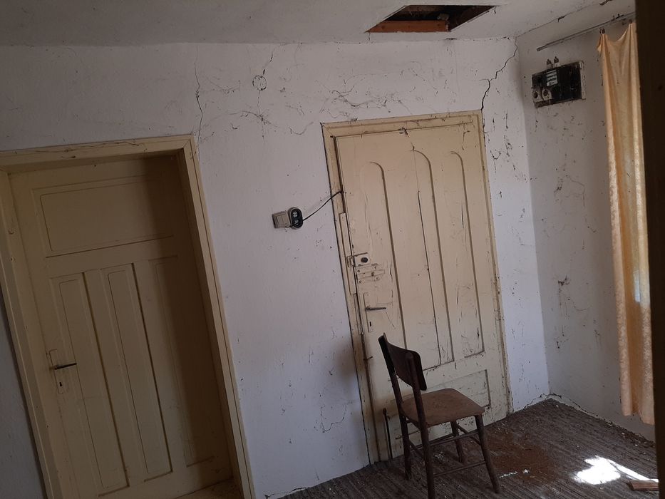 Продава се Къща в Добрич, Добротица - Варненска - 100 кв.м за 67 €/кв.м - Снимка #2