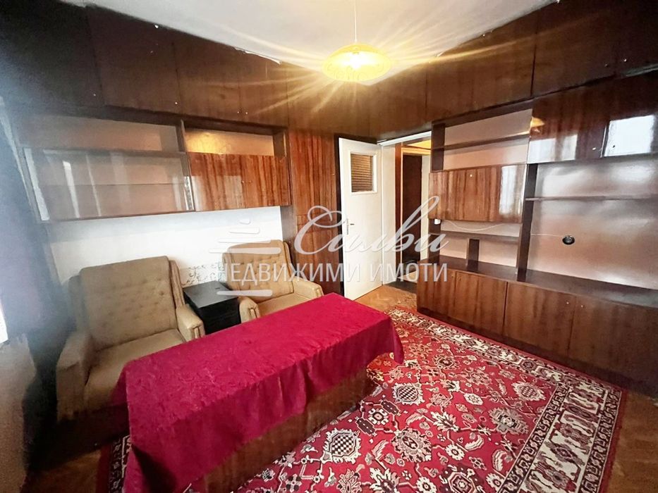 Продава се Тристаен апартамент в Шумен, Добруджански - 86 кв.м за 1779 €/кв.м - Снимка #2