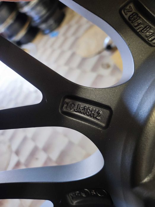 18 Цола 2 х 8,5J  2 х10j ET30 Rondell 0034 r.o.d 5x112