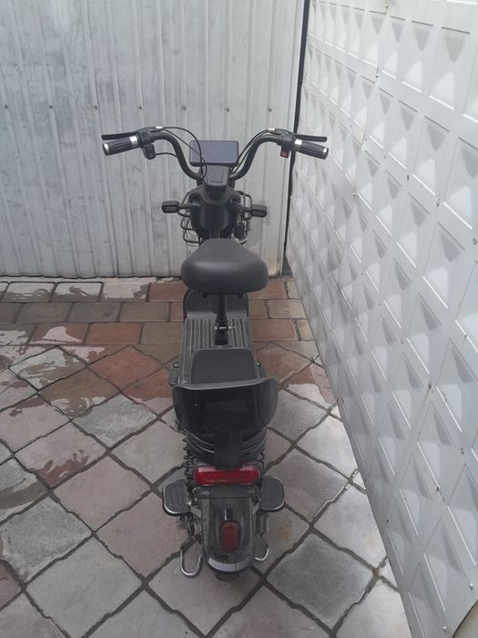 Электроскутер Vetro