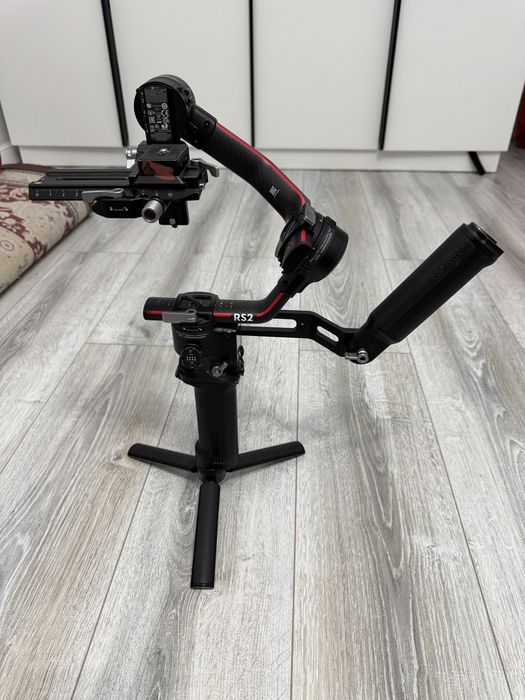 Dji rs 2 pro combo
