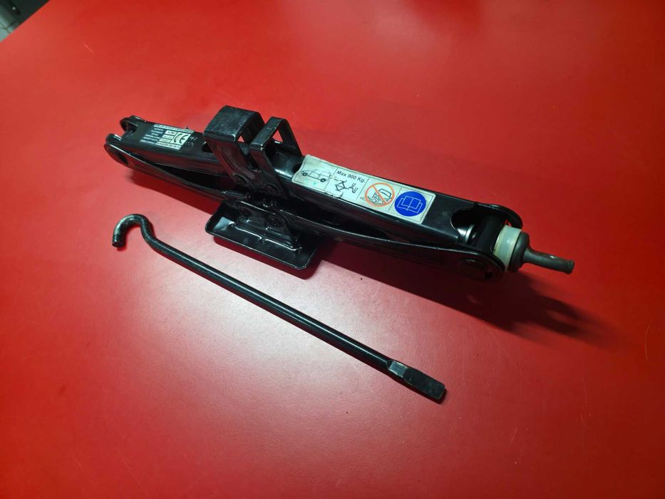 CRIC AUTO Oem Fiat Marea Stilo / Alfa Romeo 156 159 Giulietta !