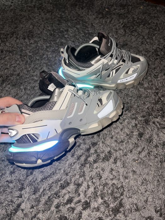 Balenciaga track 1 Led