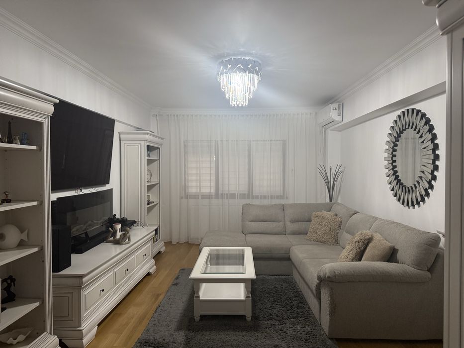 Apartament cu 4 camere