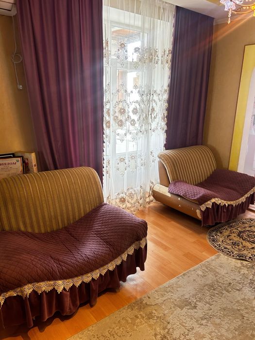 Диван и два кресла