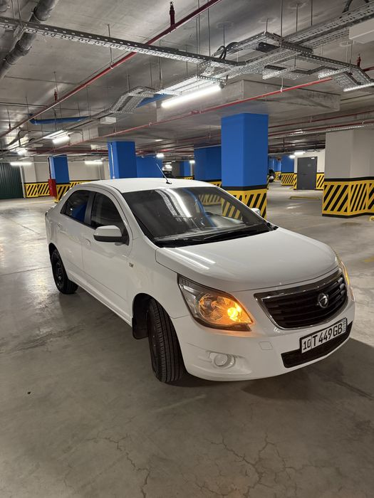 Ravon R4 (Cobalt) 2018 sotiladi