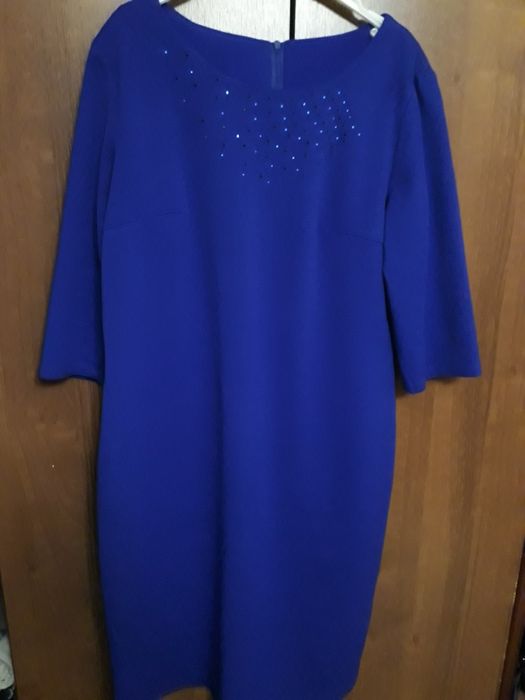 Продам платья. Размер 50