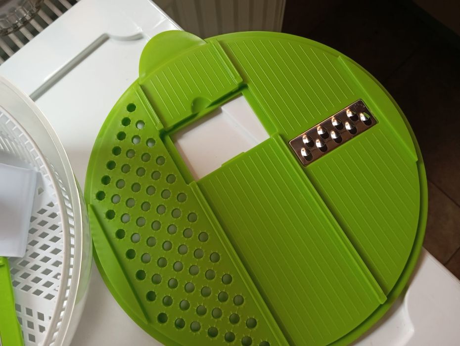 Centrifuga pentru salata