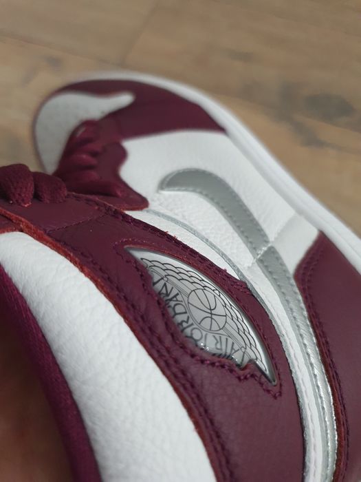 Air Jordan bordeaux