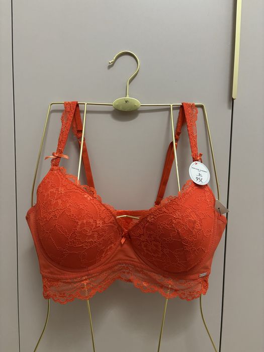 Продам белье и бюстгальтеры