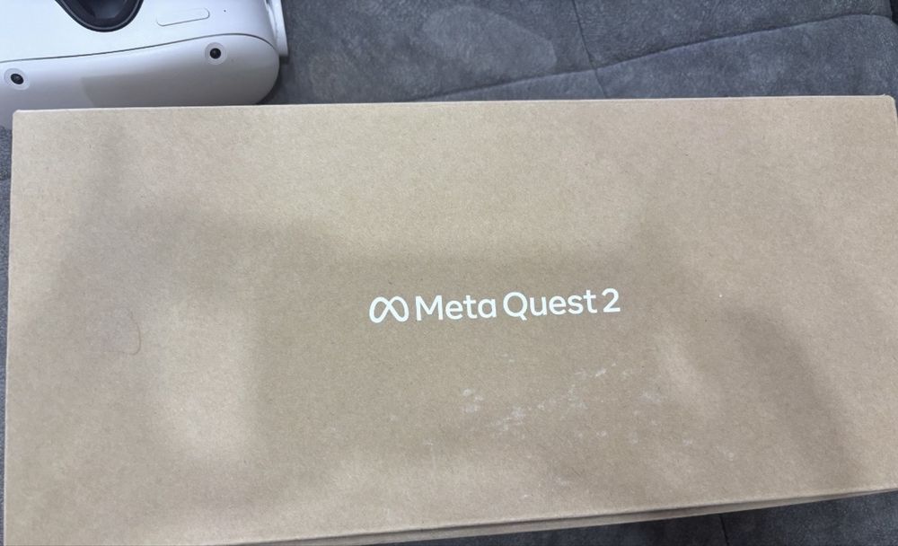 Продам Виар очки Meta Quest 2