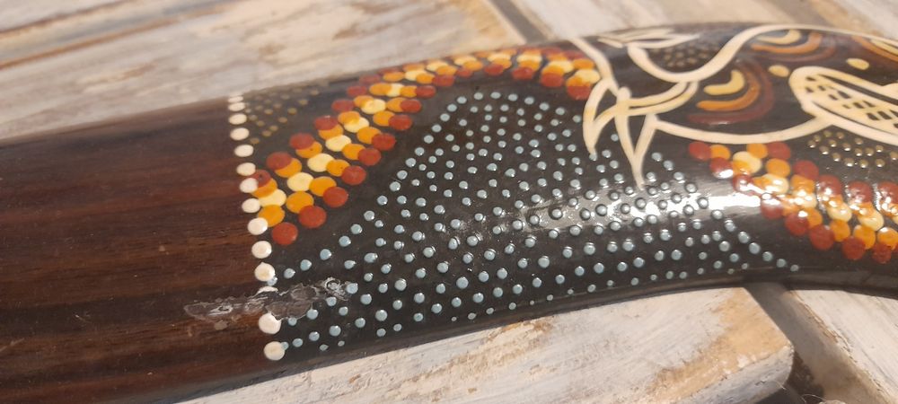 Автентичен Австралия бумеранг ръчно рисуван