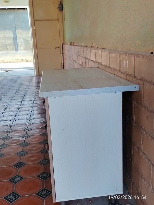 Ассалому Алайкум ошхона ун иш столи, бунгача ишлатилинган.