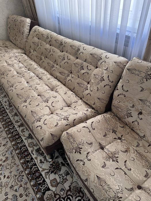 Диван в хорошем состоянии