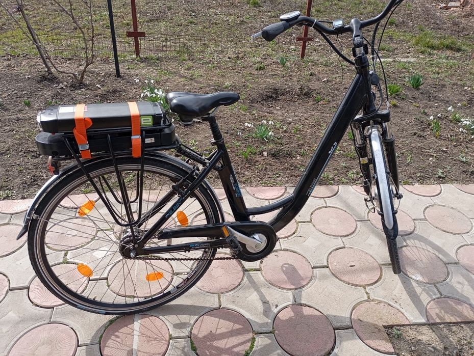 Bicicleta electrica asistată