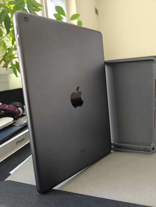 Продава iPad 9 gen /перфектен