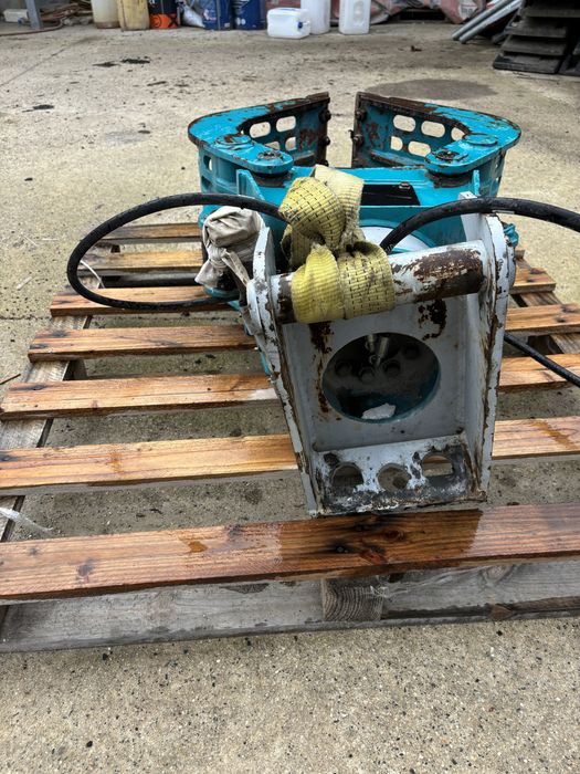 Щипка за мини багер МS03