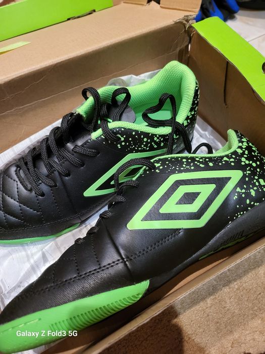 Стоножки Umbro..