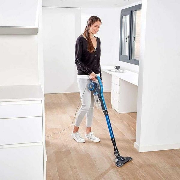 ПРОМО Нова Мощна Прахосмукачка Без Торбичка Black & Decker BXVMS600E