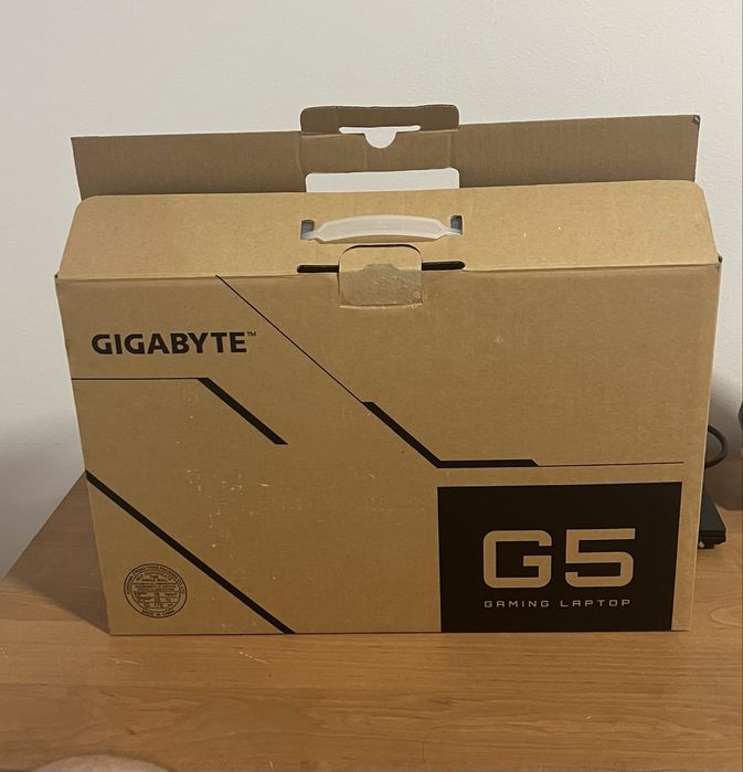 Vand laptop GIGABYTE G5 KF