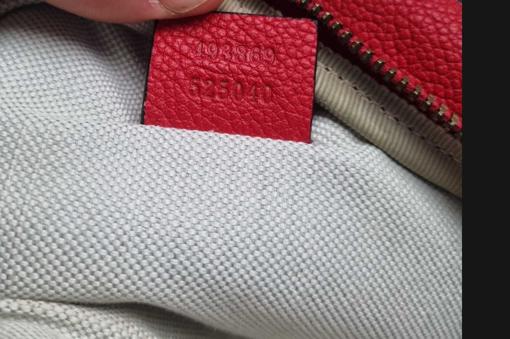 Borseta Gucci din piele rosie cu logo
