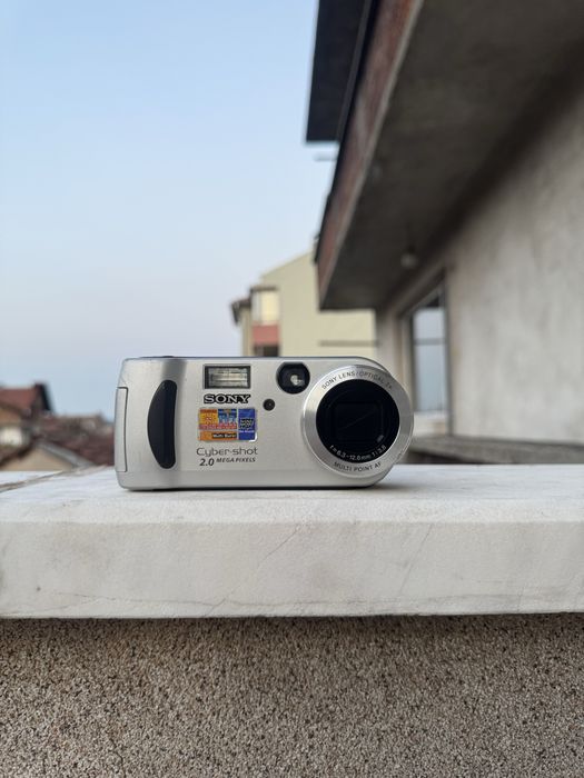 Sony DSC P51 дигитална винтидж камера