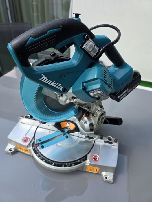 Circular Makita DLS 600