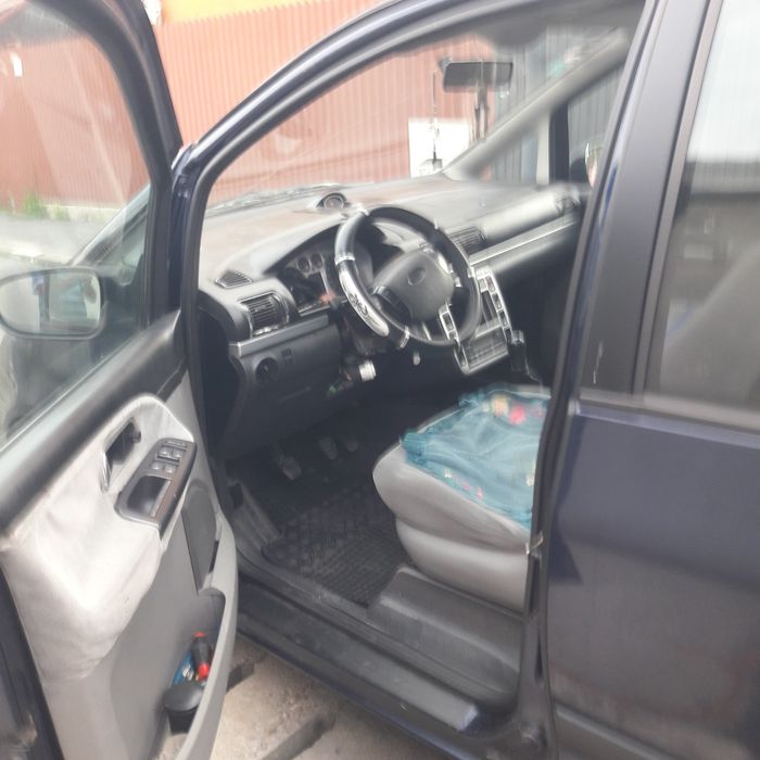 Ford Galaxy 7locuri 1 9 D acte la zi de circulat sau piese  .