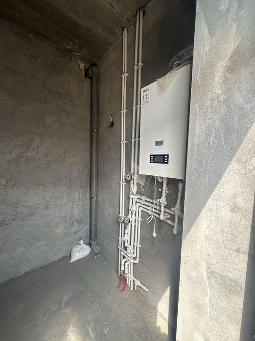 Жомбой уй ховли сотилади 2 каватли