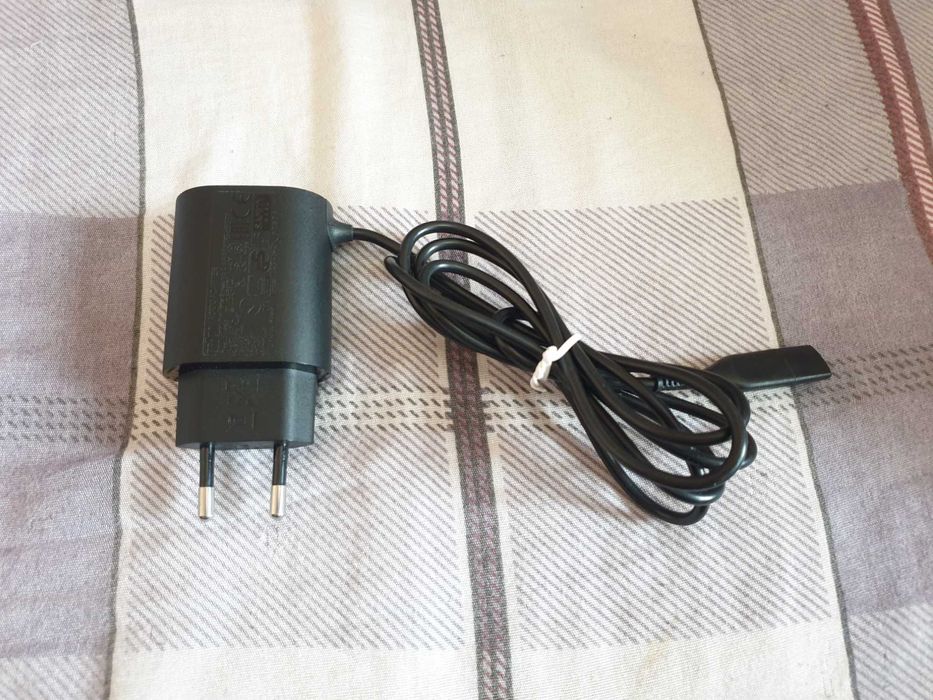 Продам оригинальное зарядное устройство Braun
