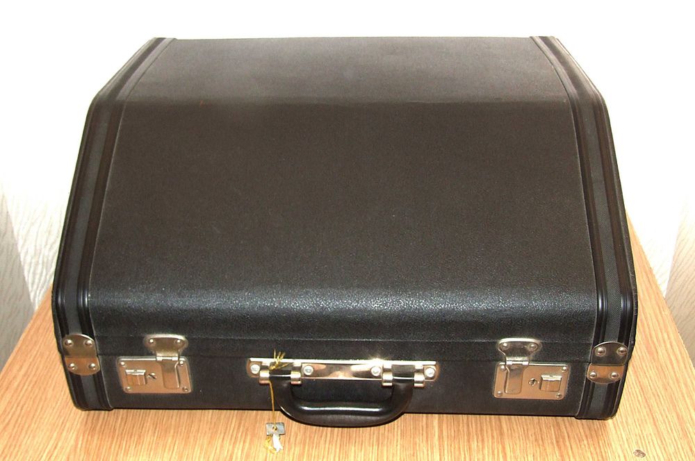 Acordeon Weltmeister Meteor, inclusiv valiza, Made in Germany, IMPECABIL