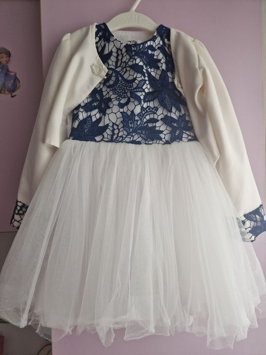 Rochie fetite. Bust 29cm×2 . Lungime 60cm