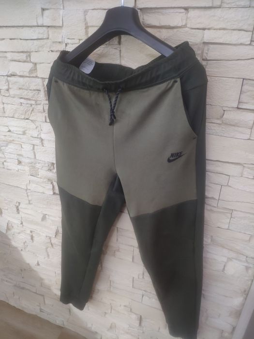 Nike tech fleece-2025
