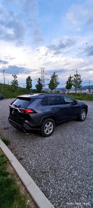 Toyota RAV4 hybrid 4x4