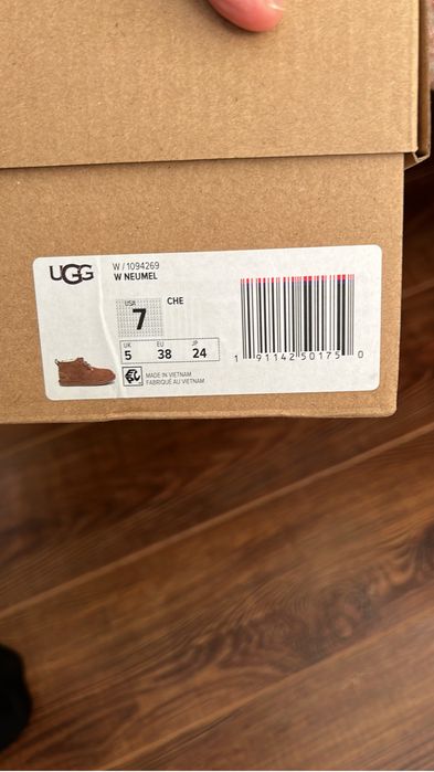 Продам UGG оригинал